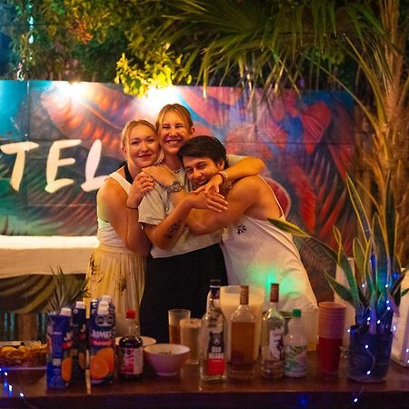 Mapache Hostel & Camping Isla Holbox ภายนอก รูปภาพ