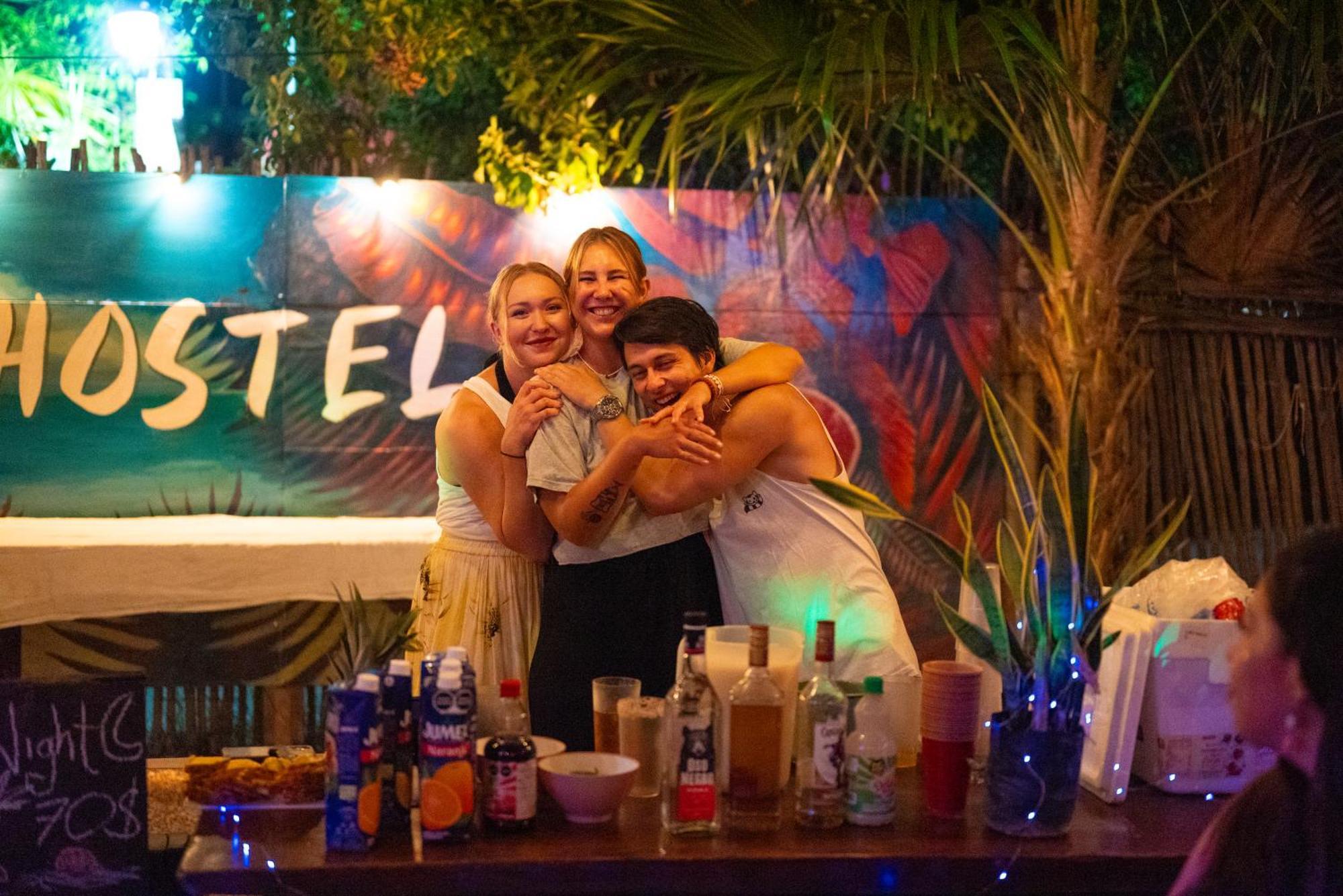 Mapache Hostel & Camping Isla Holbox ภายนอก รูปภาพ