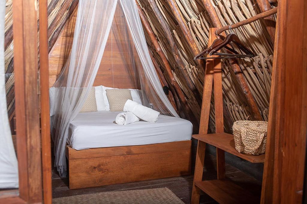 Mapache Hostel & Camping Isla Holbox ภายนอก รูปภาพ