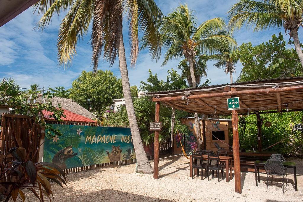 Mapache Hostel & Camping Isla Holbox ภายนอก รูปภาพ